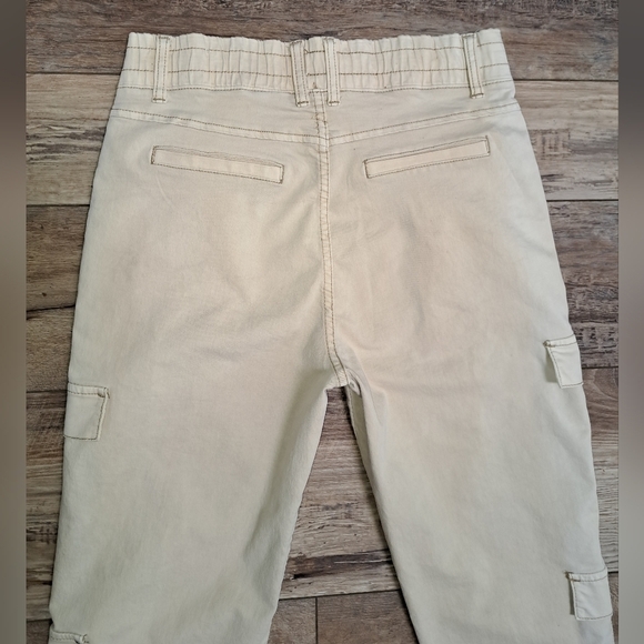VIP Women's Beige Cargo Pants Size 9/29 - Picture 8 of 10
